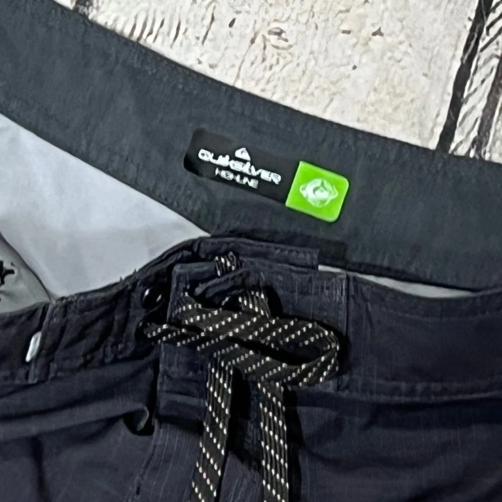Quicksilver Summer Board Shorts Bathing Suit Swim Trunks Men's Surfer